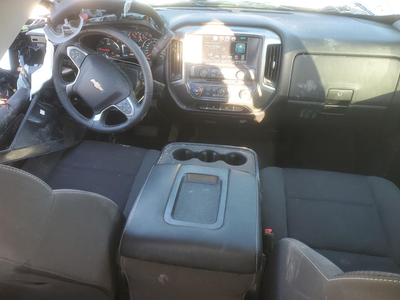 2016 Chevrolet Silverado - Image 8