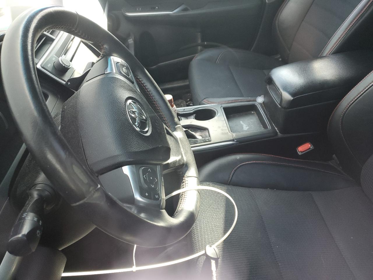 2016 Toyota Camry - Image 8