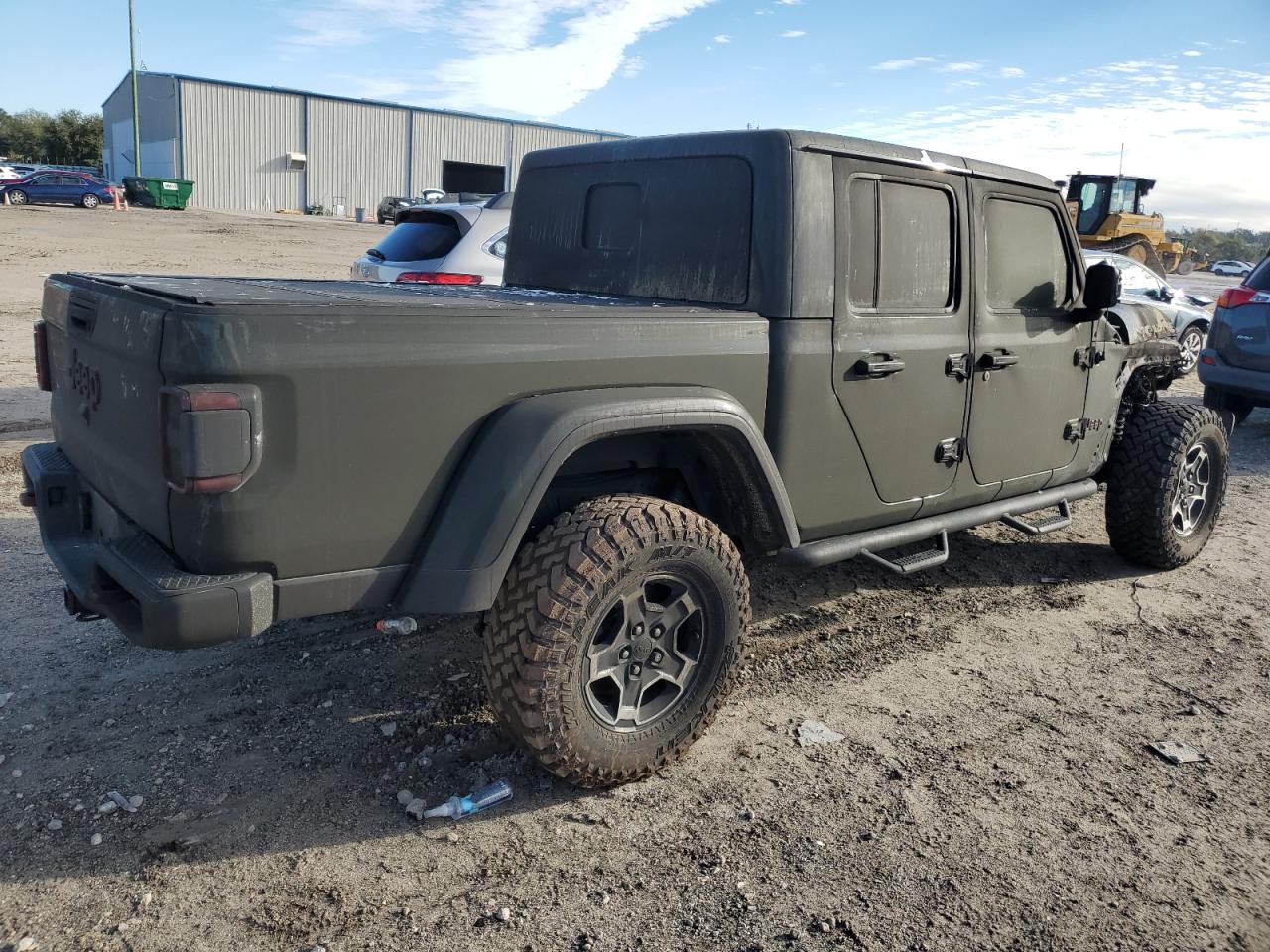 2021 Jeep Gladiator - Image 3