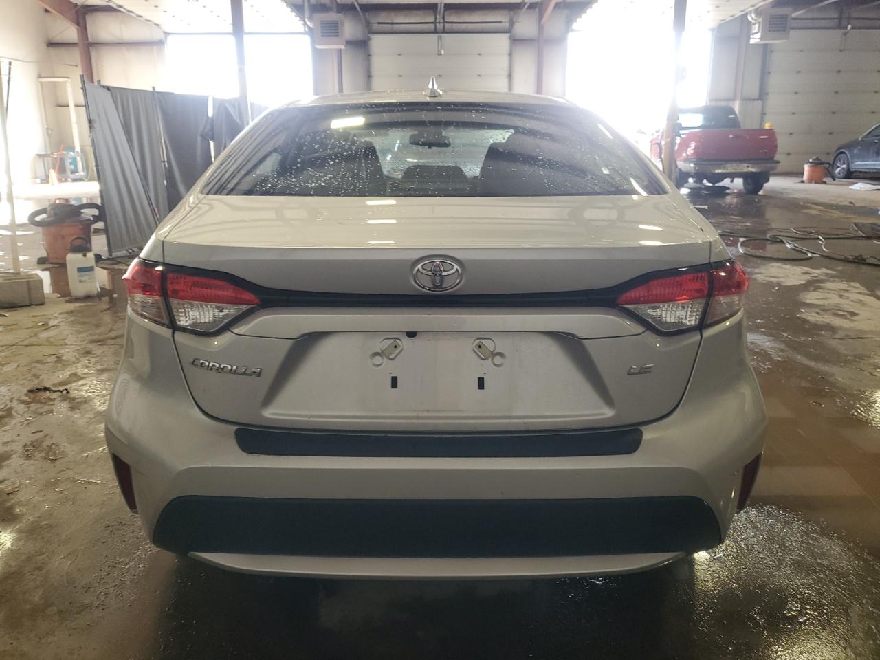 2022 Toyota Corolla - Image 6