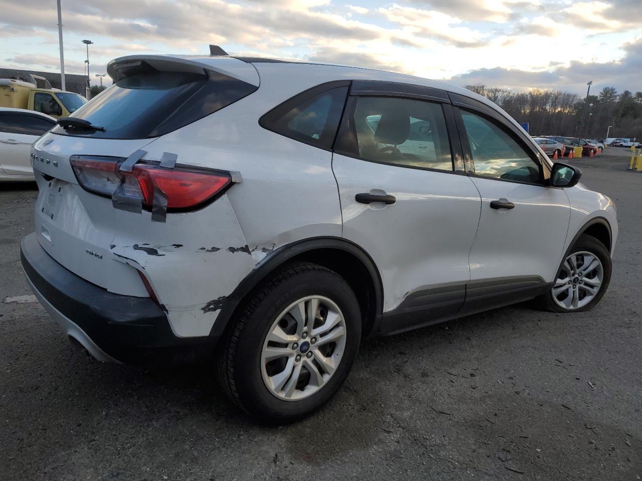 2021 Ford Escape - Image 3