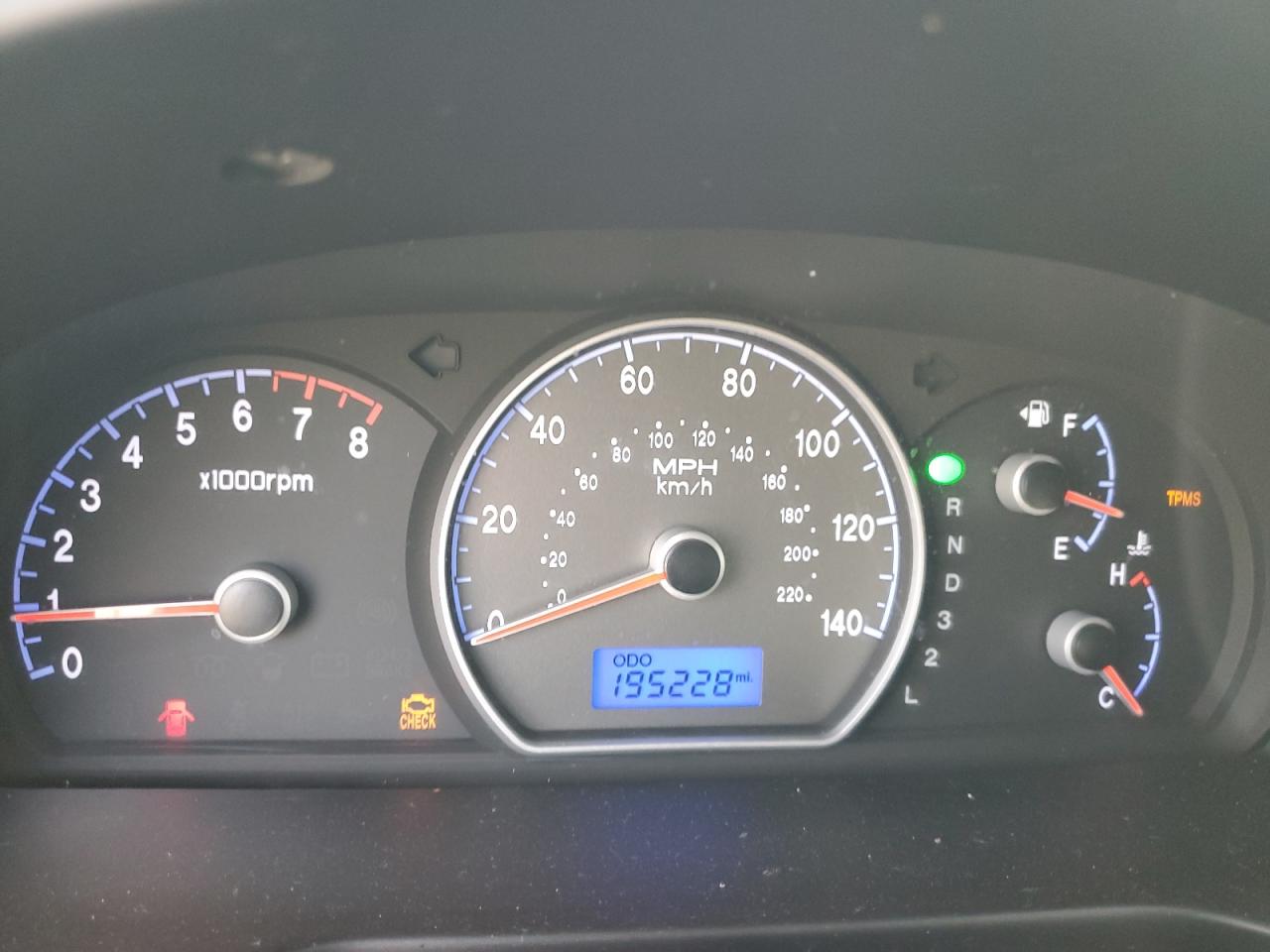 2008 Hyundai Elantra - Image 7
