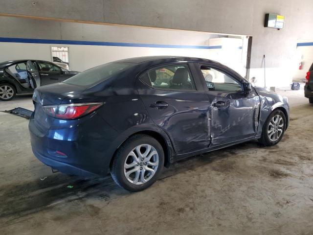  TOYOTA YARIS 2017 Синий