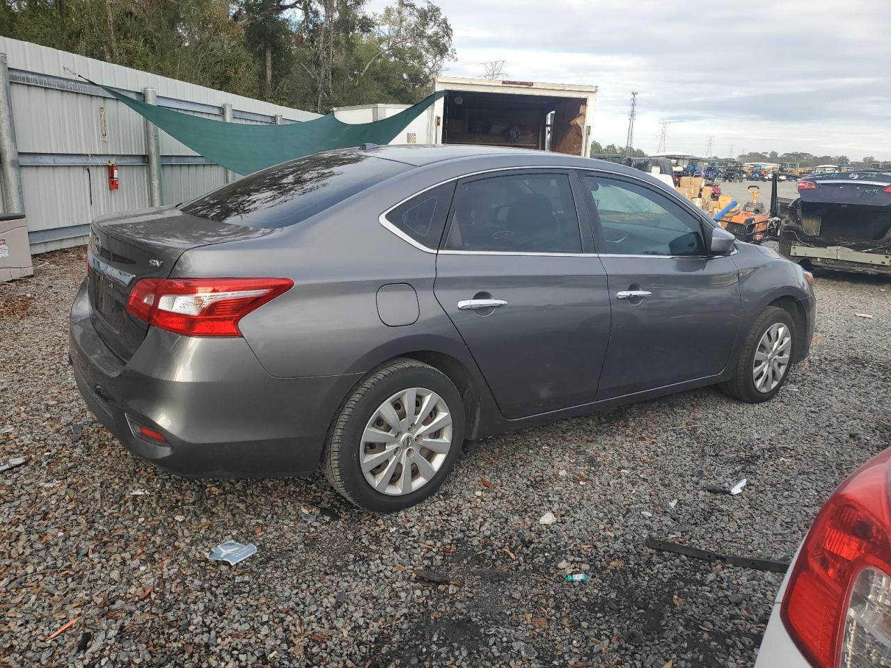2017 Nissan Sentra - Image 3