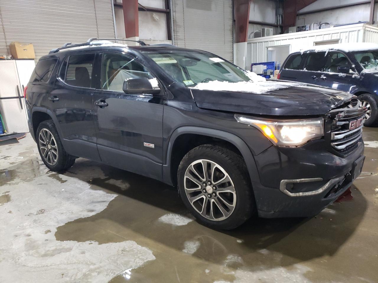 2017 GMC Acadia - Image 4