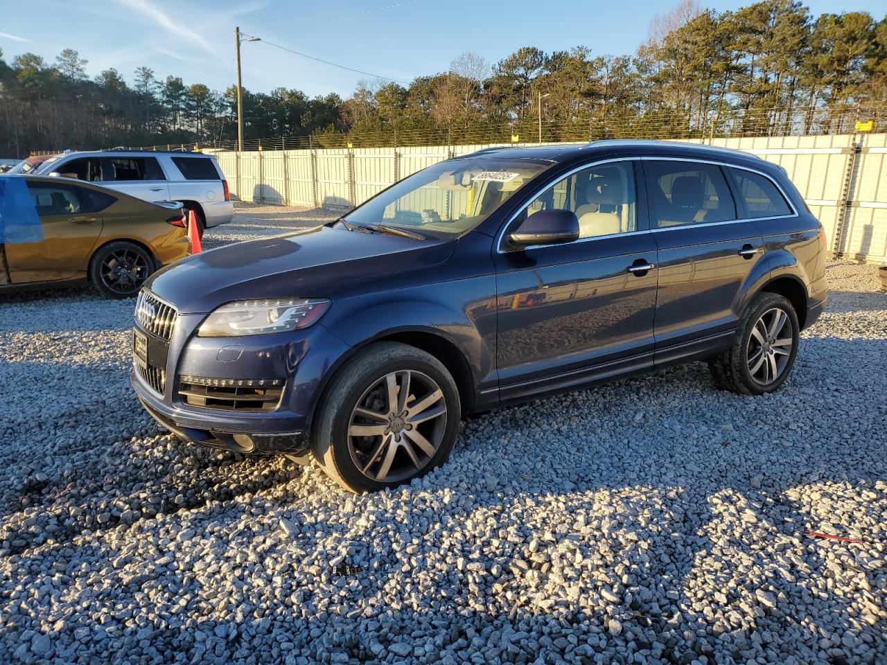 2015 Audi Q7 - Image 1
