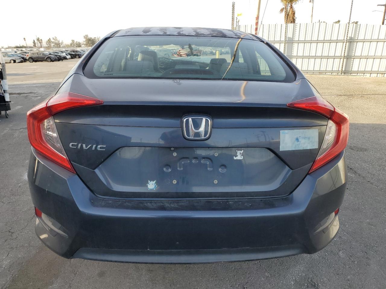 2017 Honda Civic - Image 6