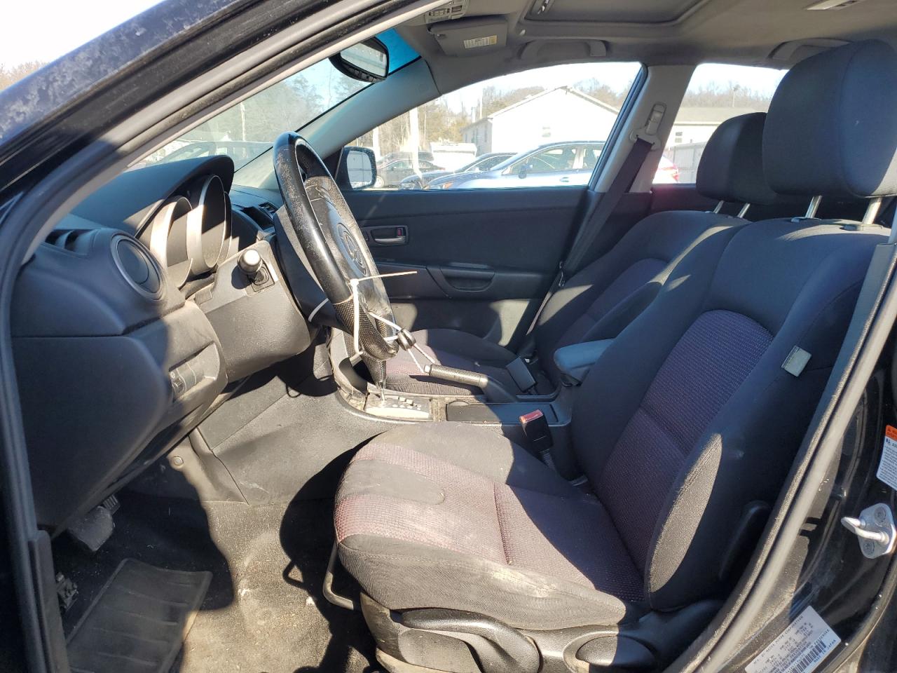 2004 Mazda 3 - Image 7
