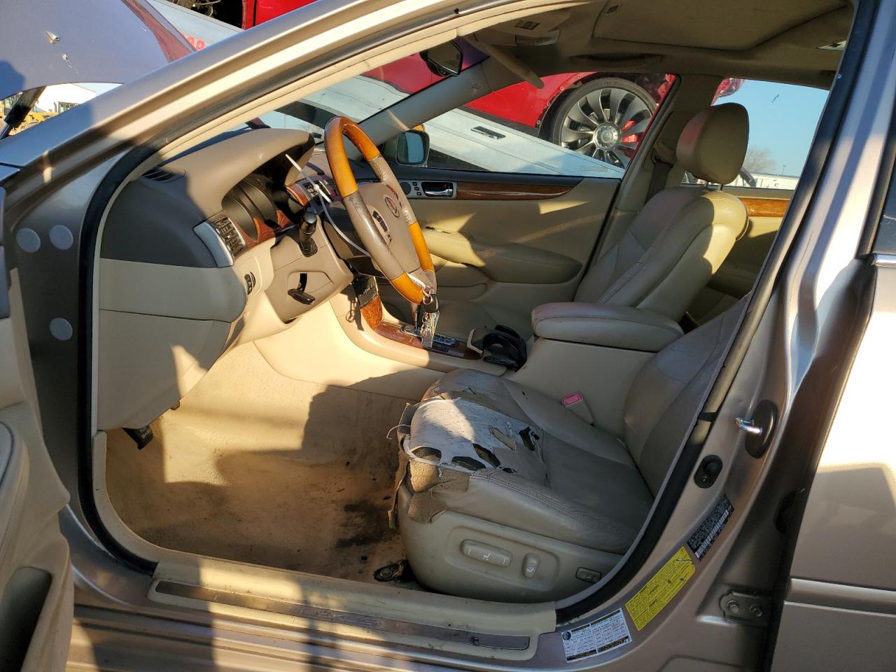 2005 Lexus ES - Image 7