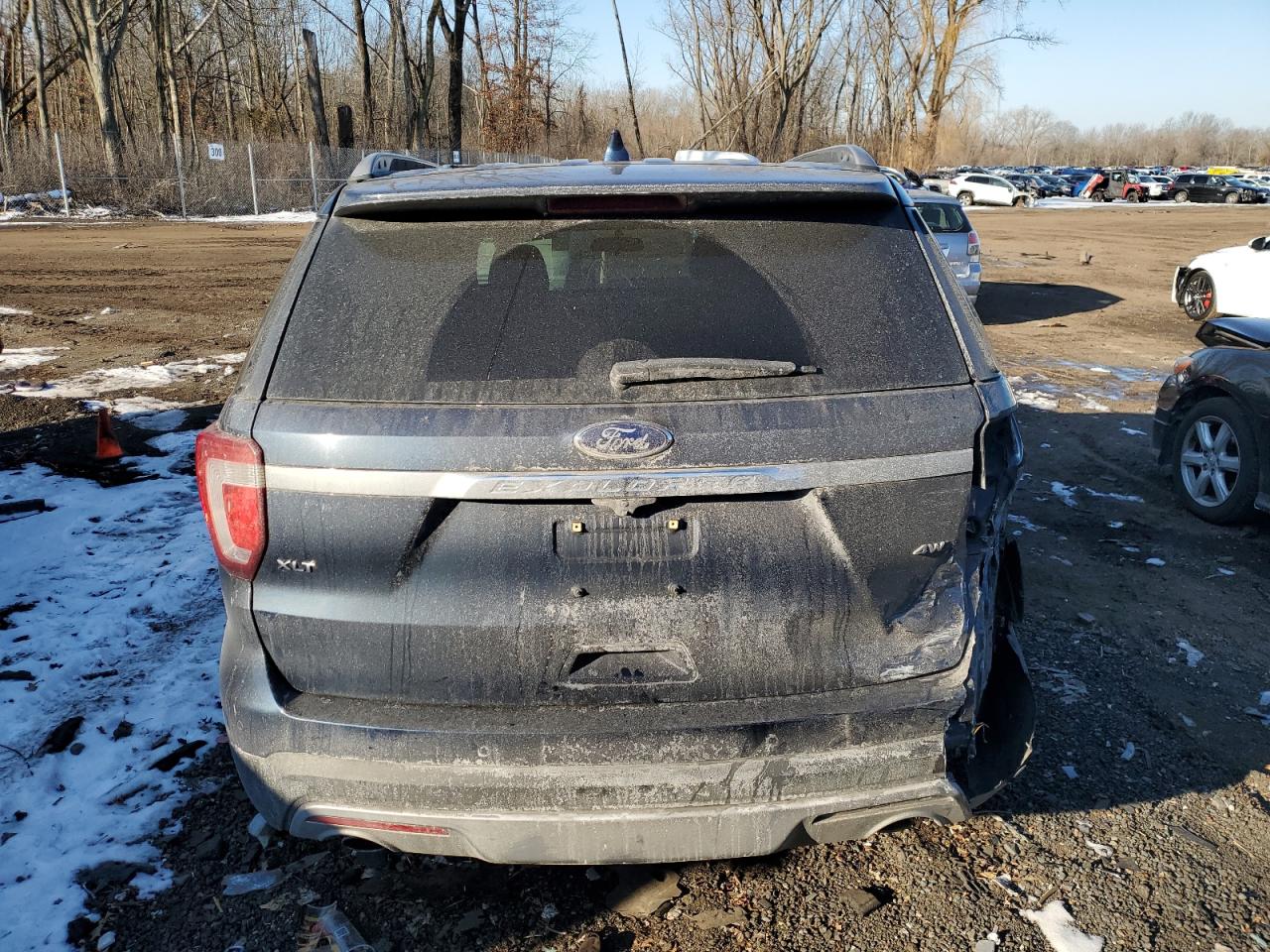 2016 Ford Explorer - Image 6