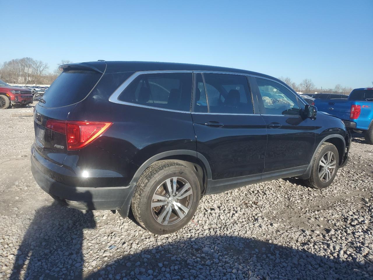 2017 Honda Pilot - Image 3