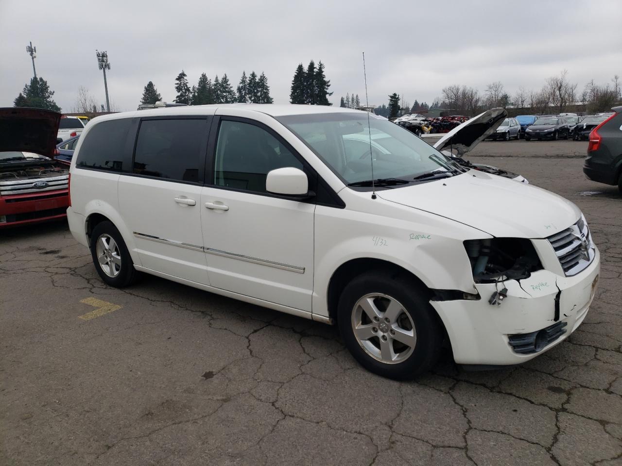 2008 Dodge Caravan - Image 4