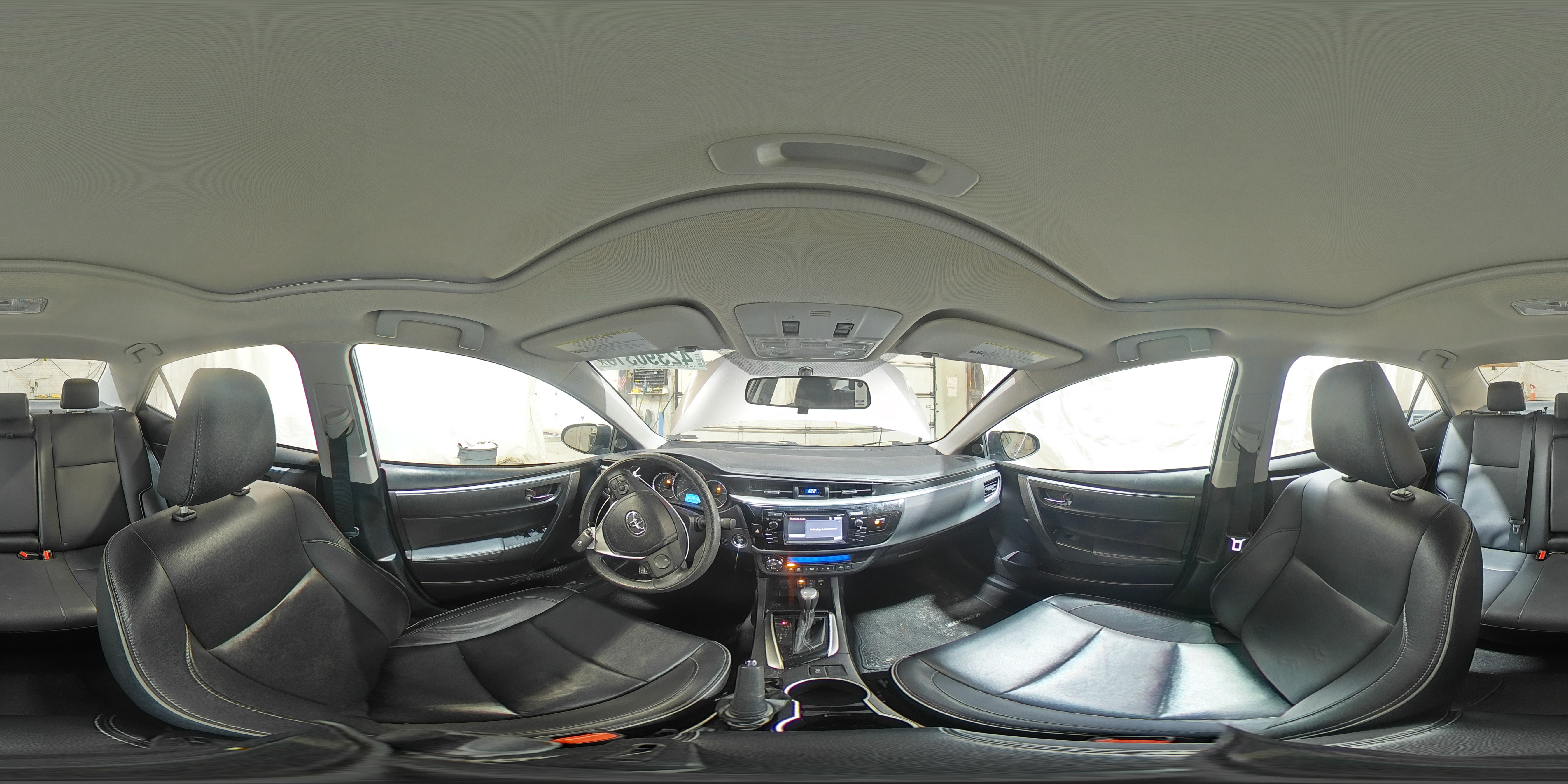 2015 Toyota Corolla - Image 13