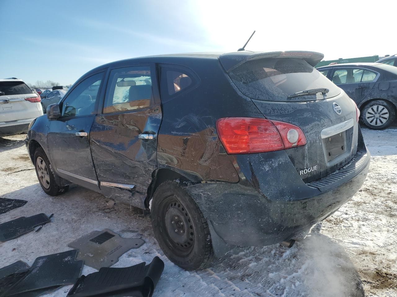 Nissan Rogue s 2013