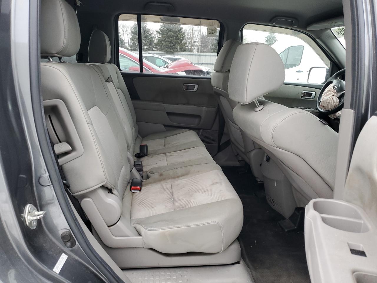 2012 Honda Pilot Lx VIN: 5FNYF4H21CB069901 Lot: 87867385