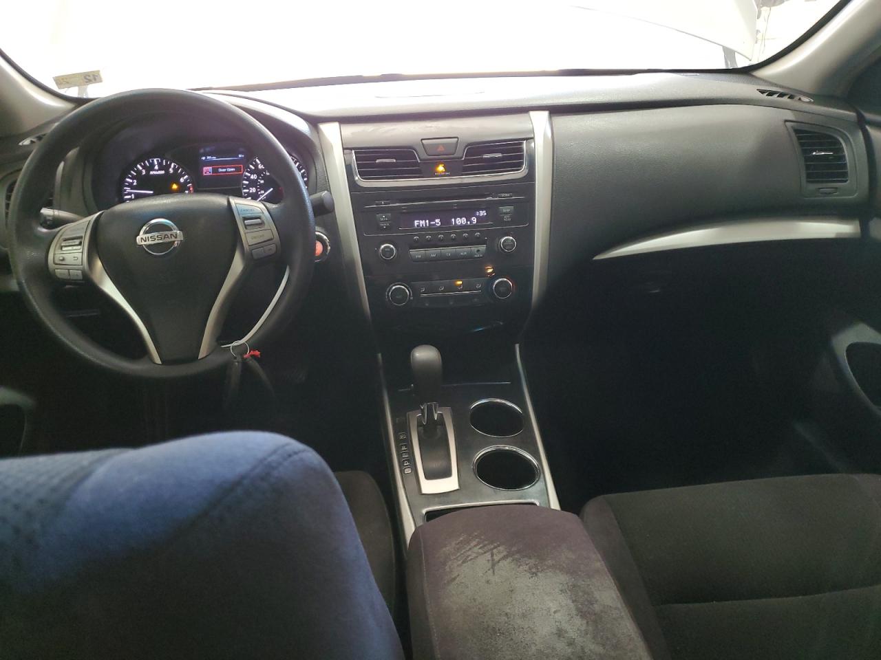 2013 Nissan Altima - Image 8