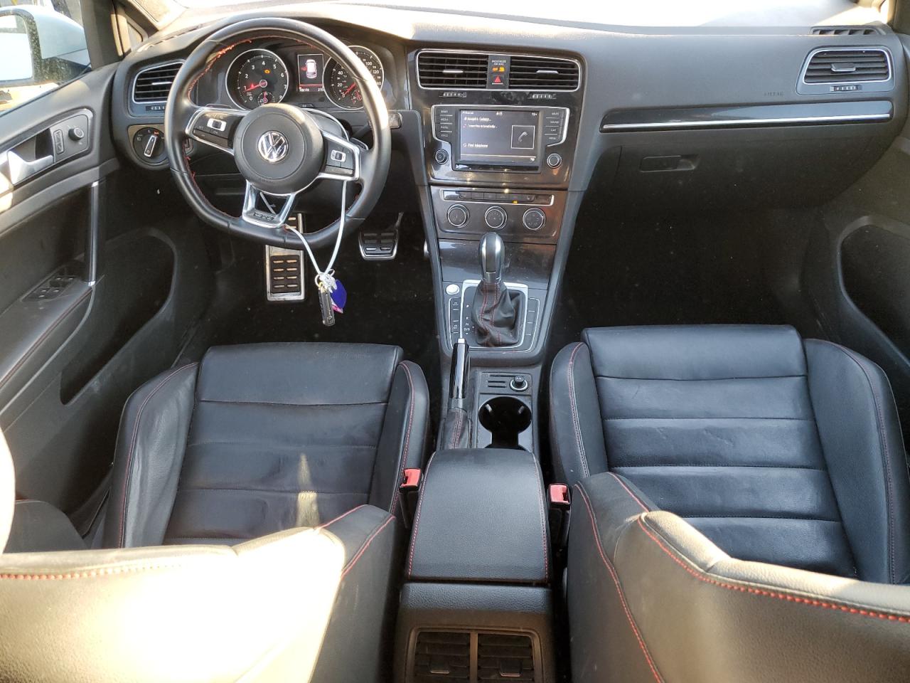 2017 Volkswagen GTI - Image 8