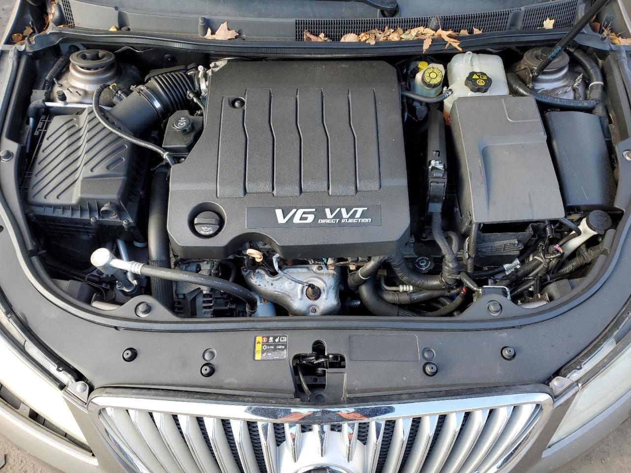2011 Buick LaCrosse - Image 12