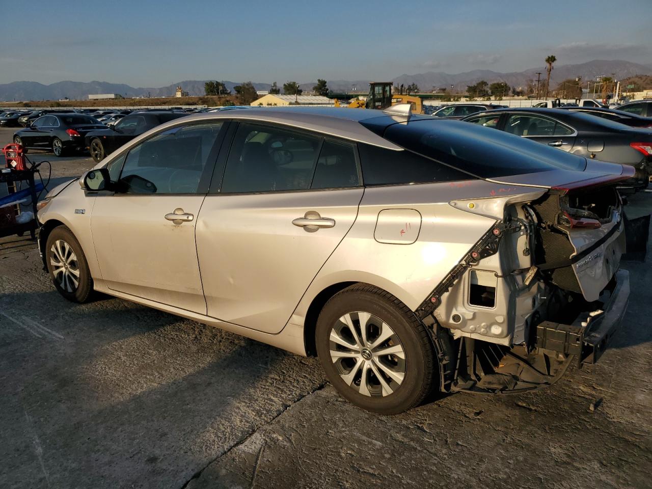 2020 Toyota Prius - Image 2