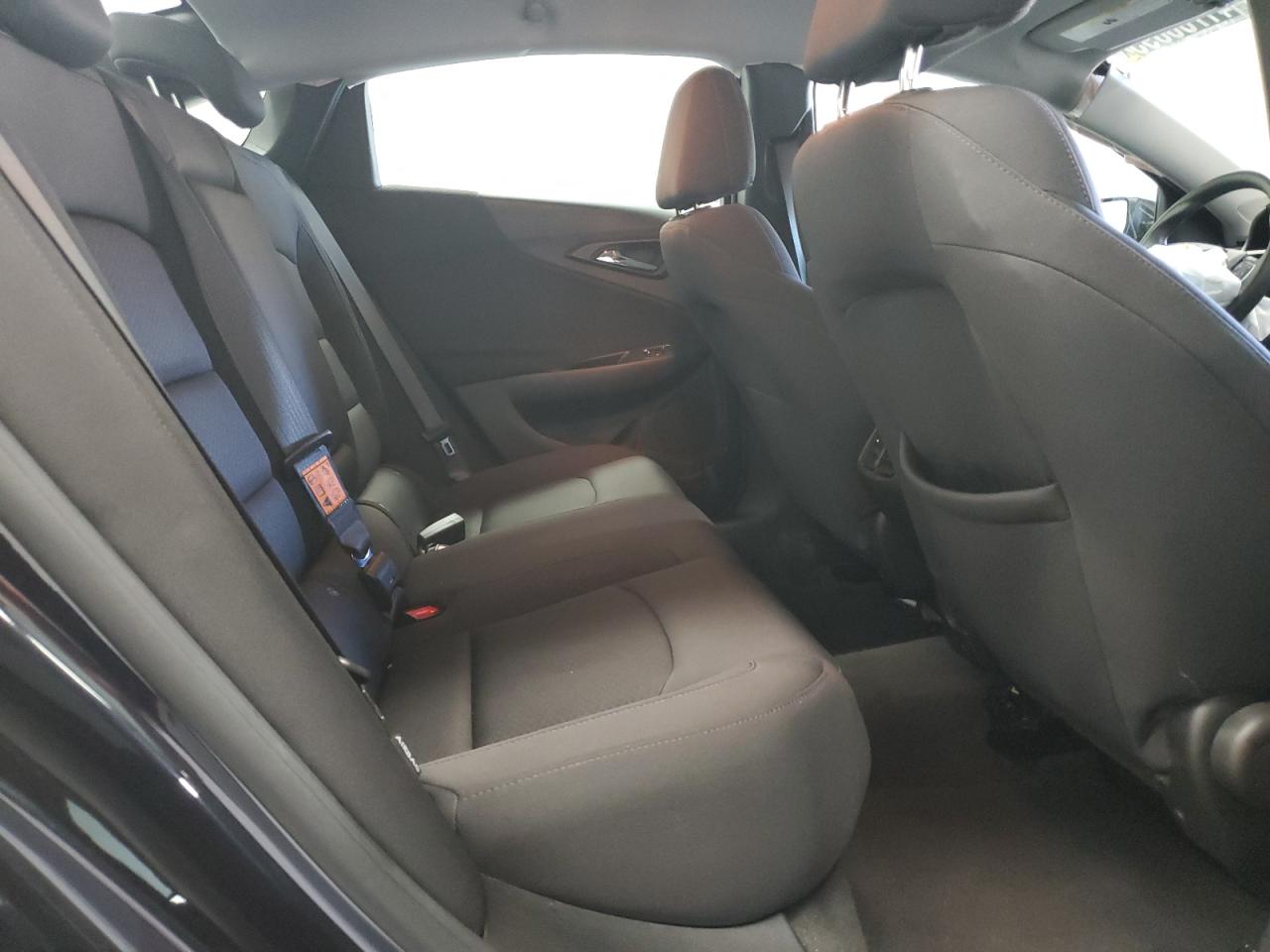 2023 Chevrolet Malibu - Image 10