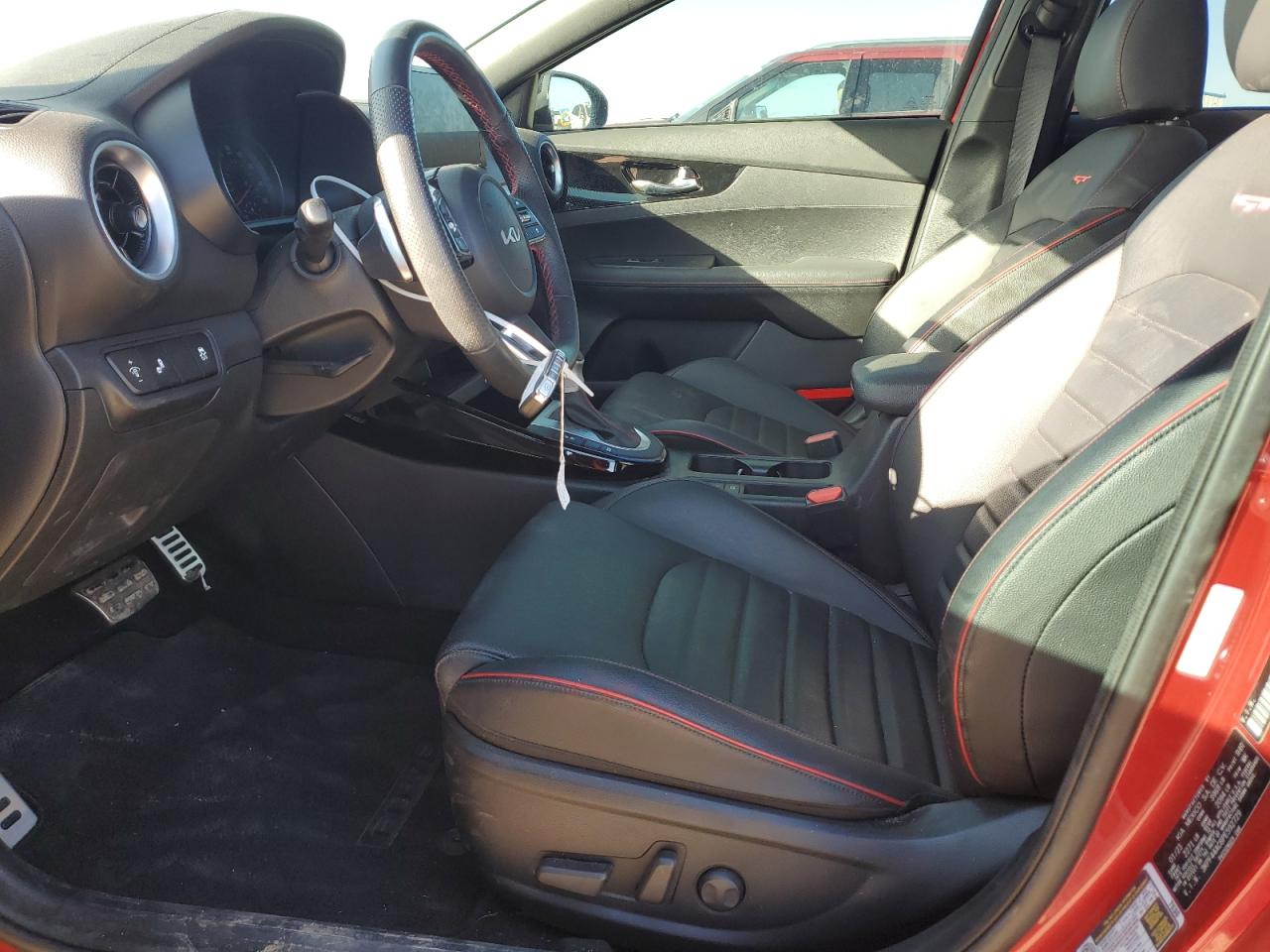 2023 Kia Forte - Image 7