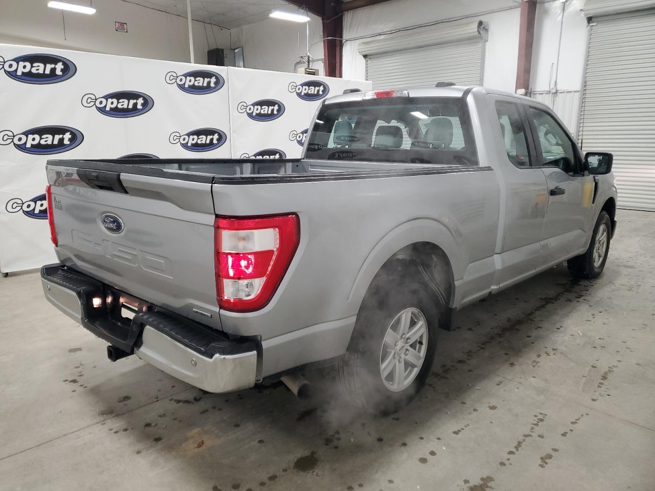 2022 Ford F-150 - Image 3