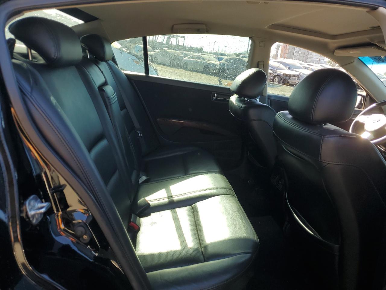 2006 Nissan Maxima - Image 11