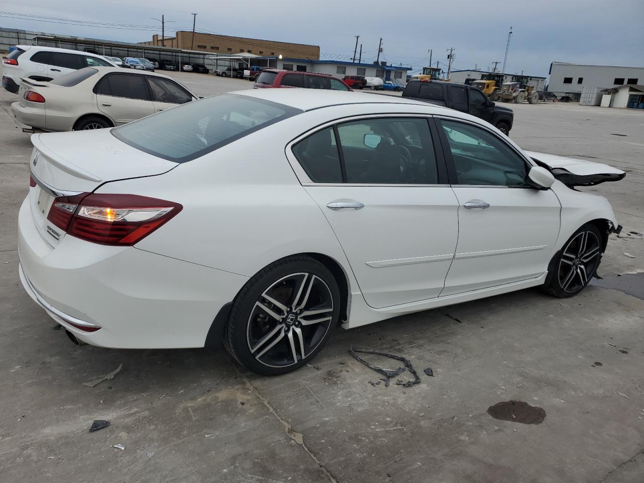 2017 Honda Accord - Image 3
