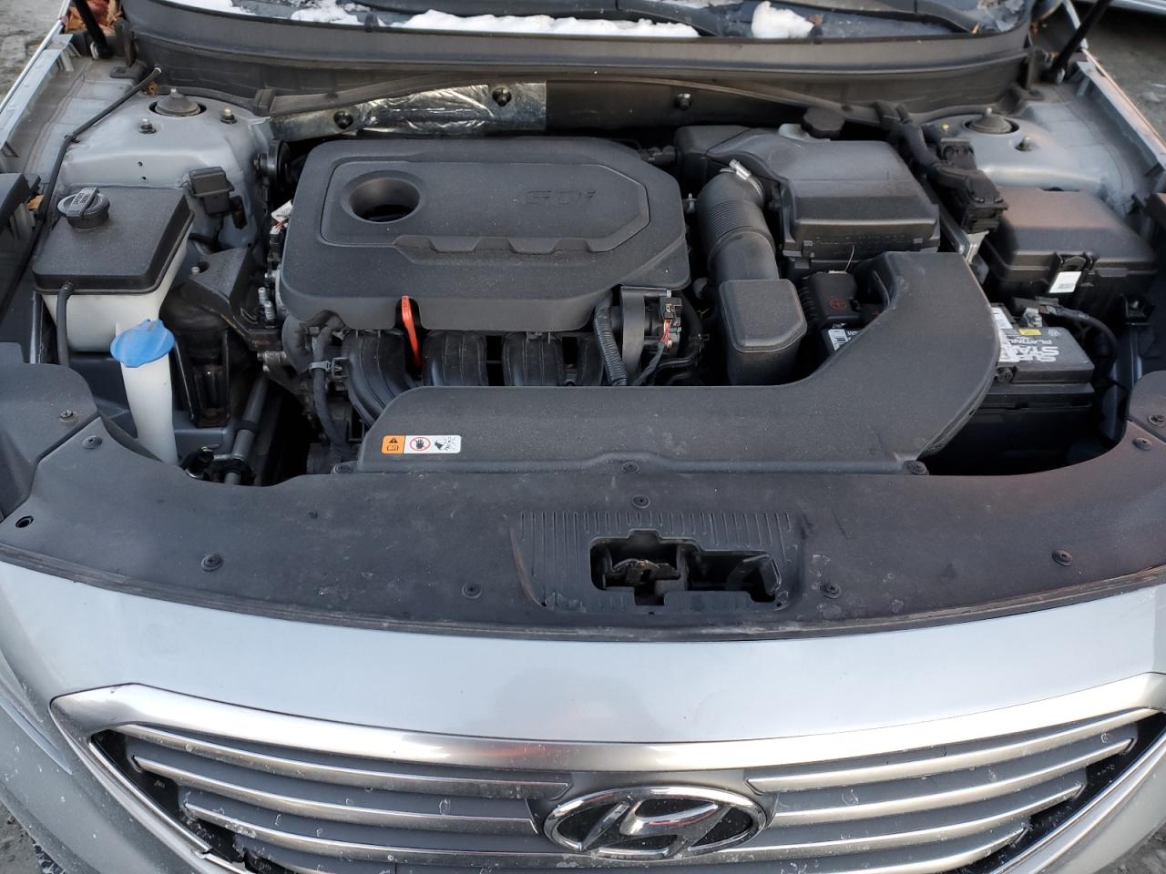 2016 Hyundai Sonata - Image 11