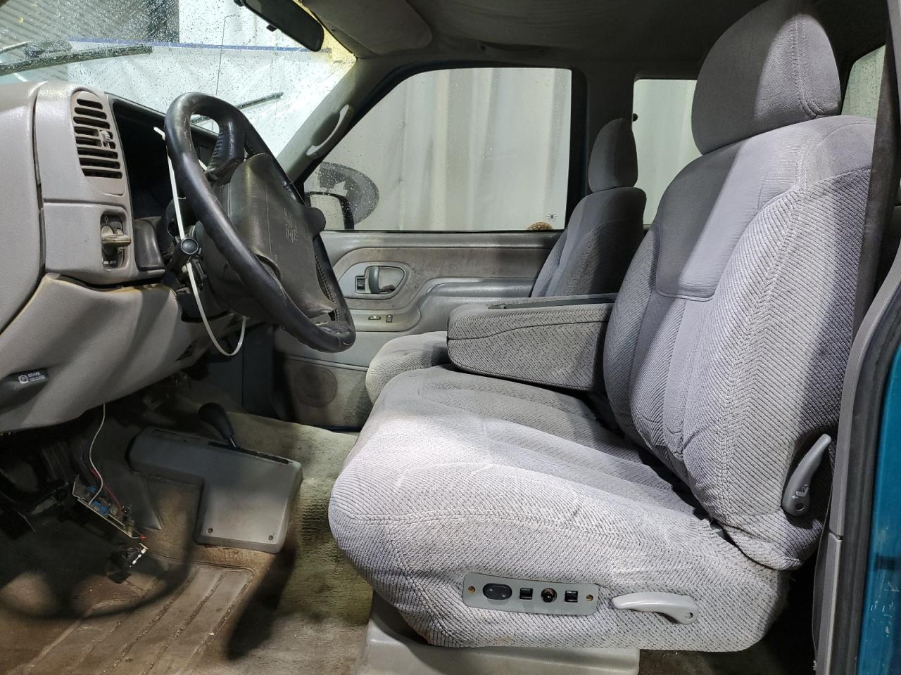 1995 GMC Sierra - Image 7