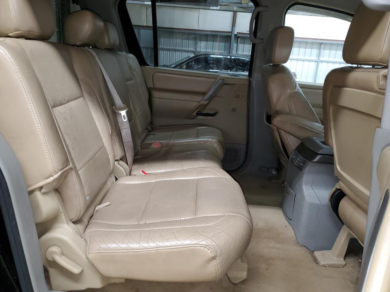2004 Nissan Armada - Image 12