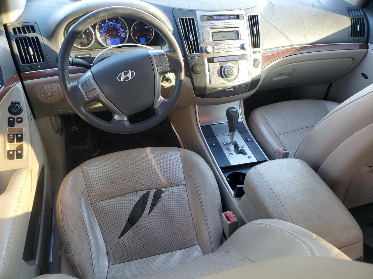 2011 Hyundai Veracruz - Image 8