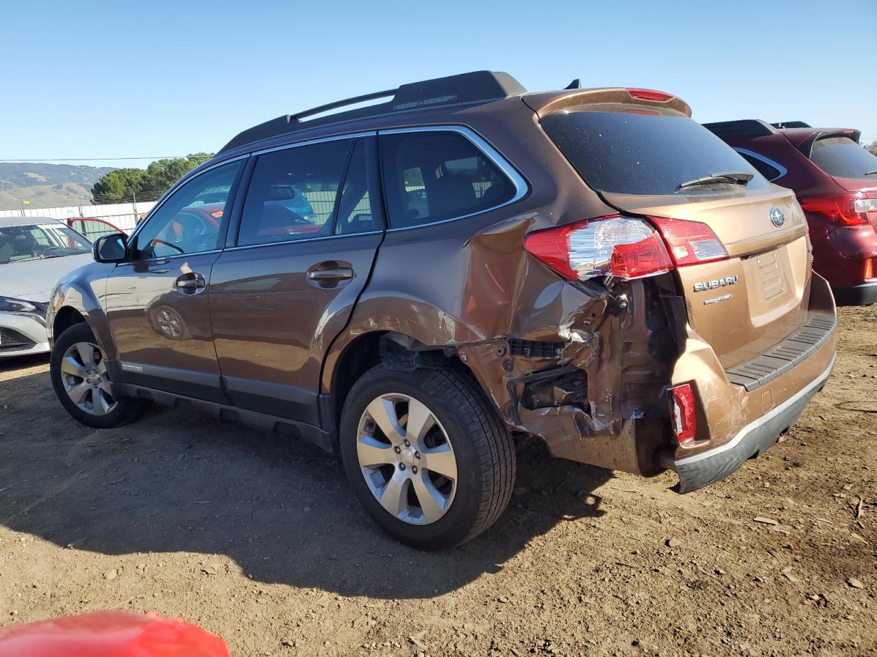 2011 Subaru Outback - Image 2