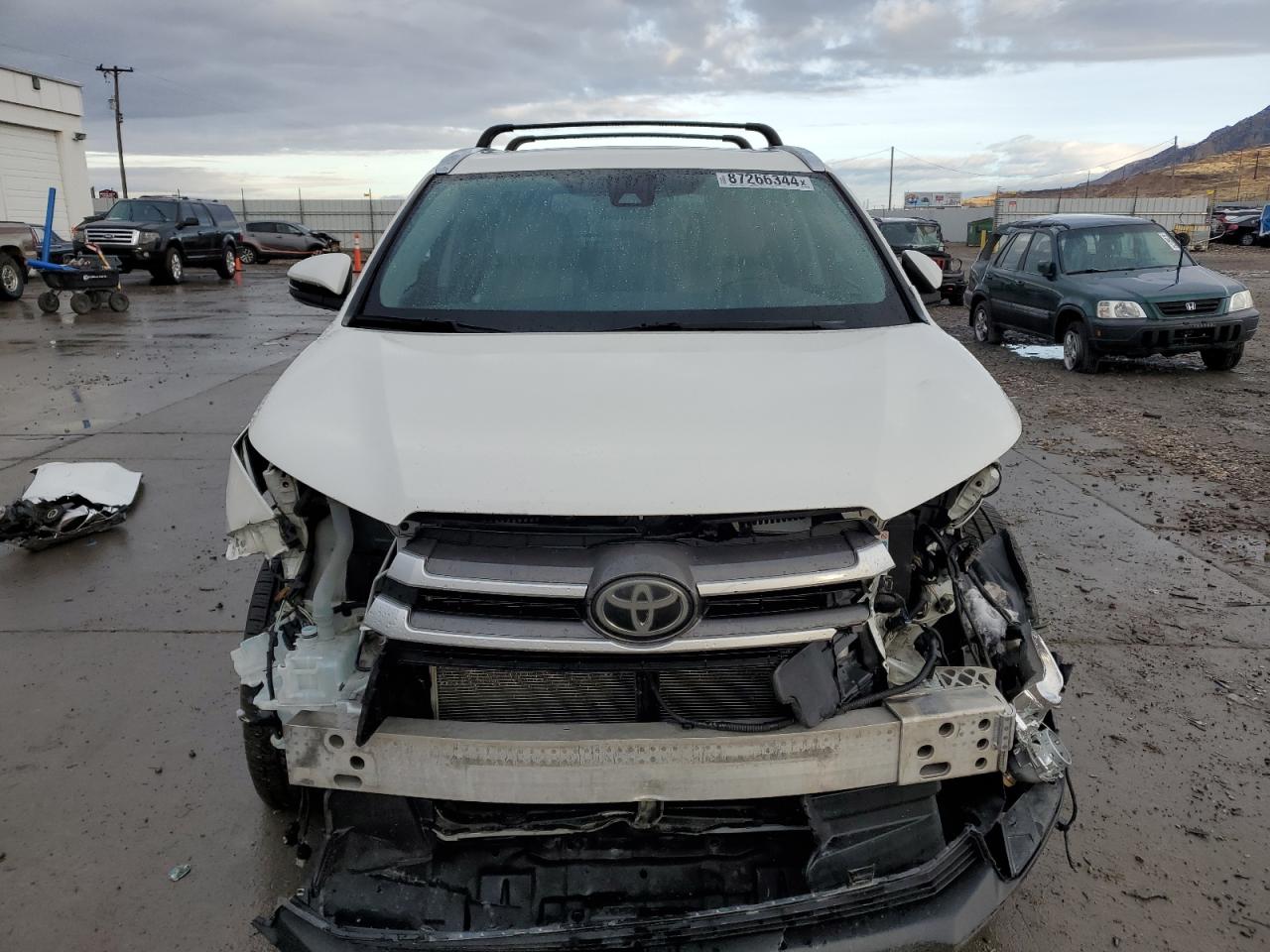 2018 Toyota Highlander - Image 5