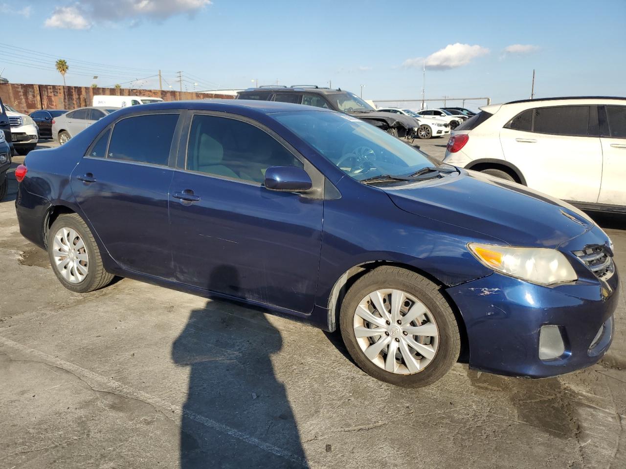 VIN 5YFBU4EE1DP127831 2013 TOYOTA COROLLA no.4