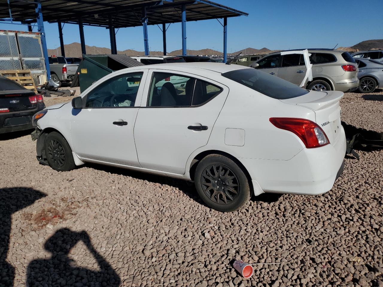 2015 Nissan Versa - Image 2