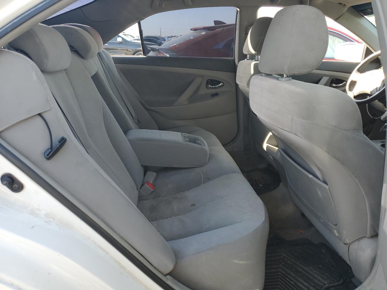 2009 Toyota Camry - Image 10