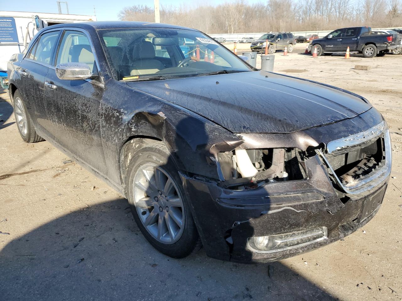 2013 Chrysler 300 - Image 4