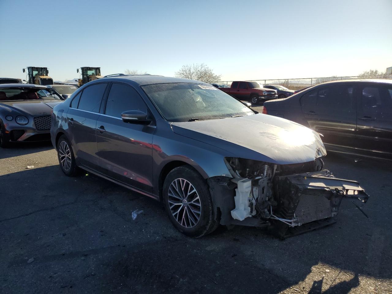 2015 Volkswagen Jetta - Image 4