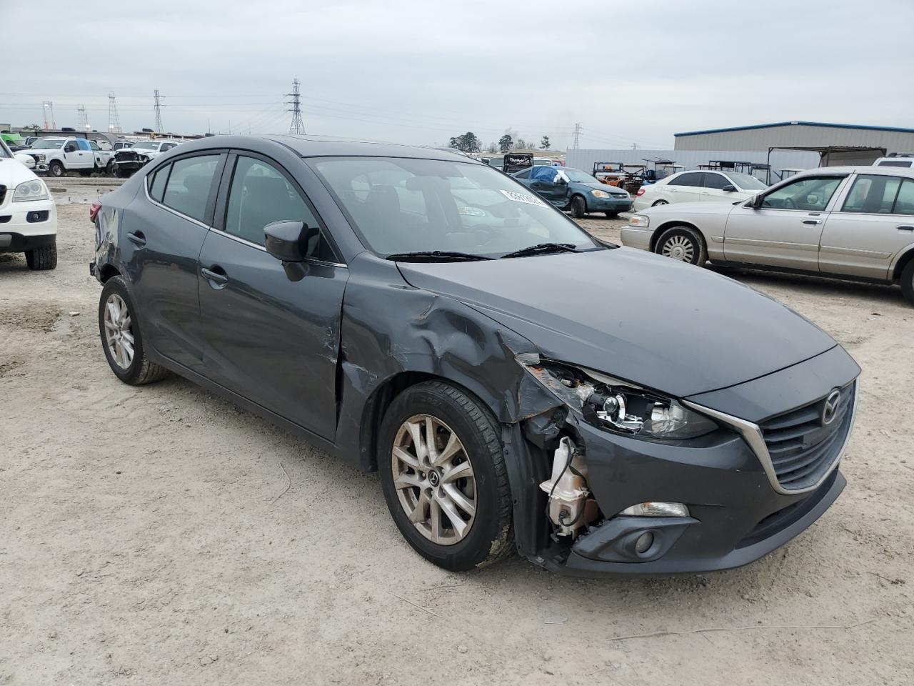 VIN 3MZBM1V71FM210604 2015 MAZDA 3 no.4