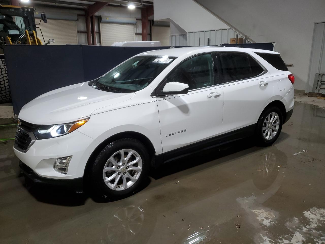 2020 Chevrolet Equinox - Image 1