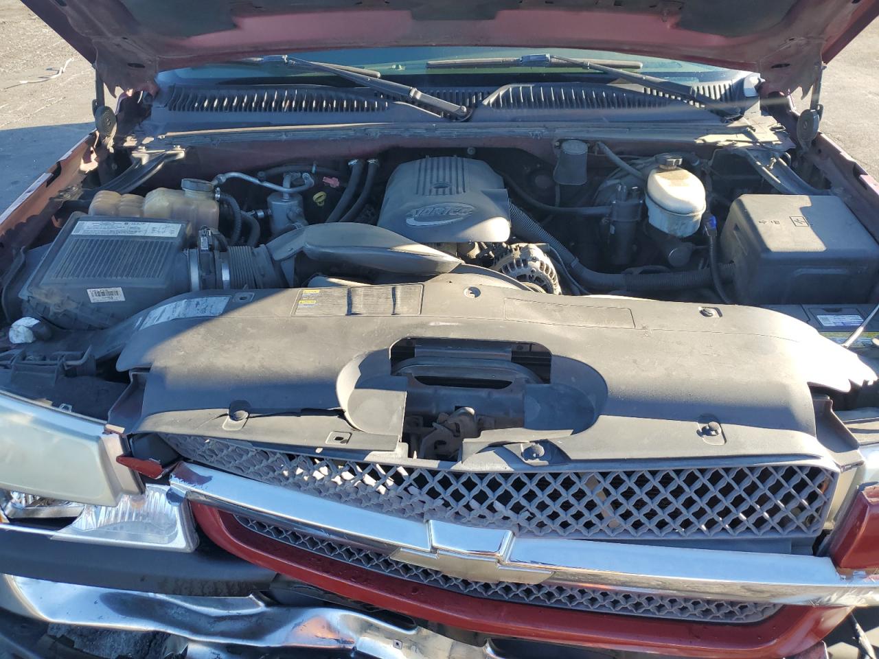 2004 Chevrolet Silverado - Image 13