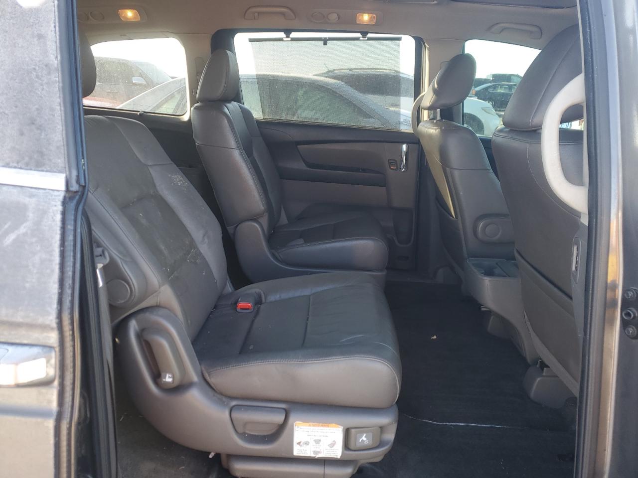 2014 Honda Odyssey - Image 11