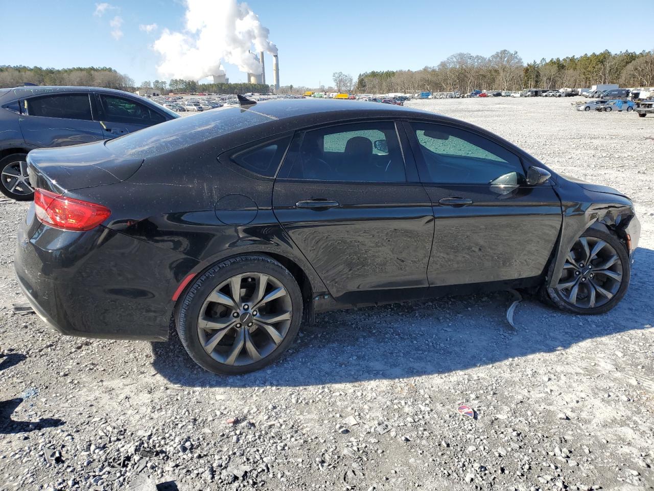 2015 Chrysler 200 - Image 3