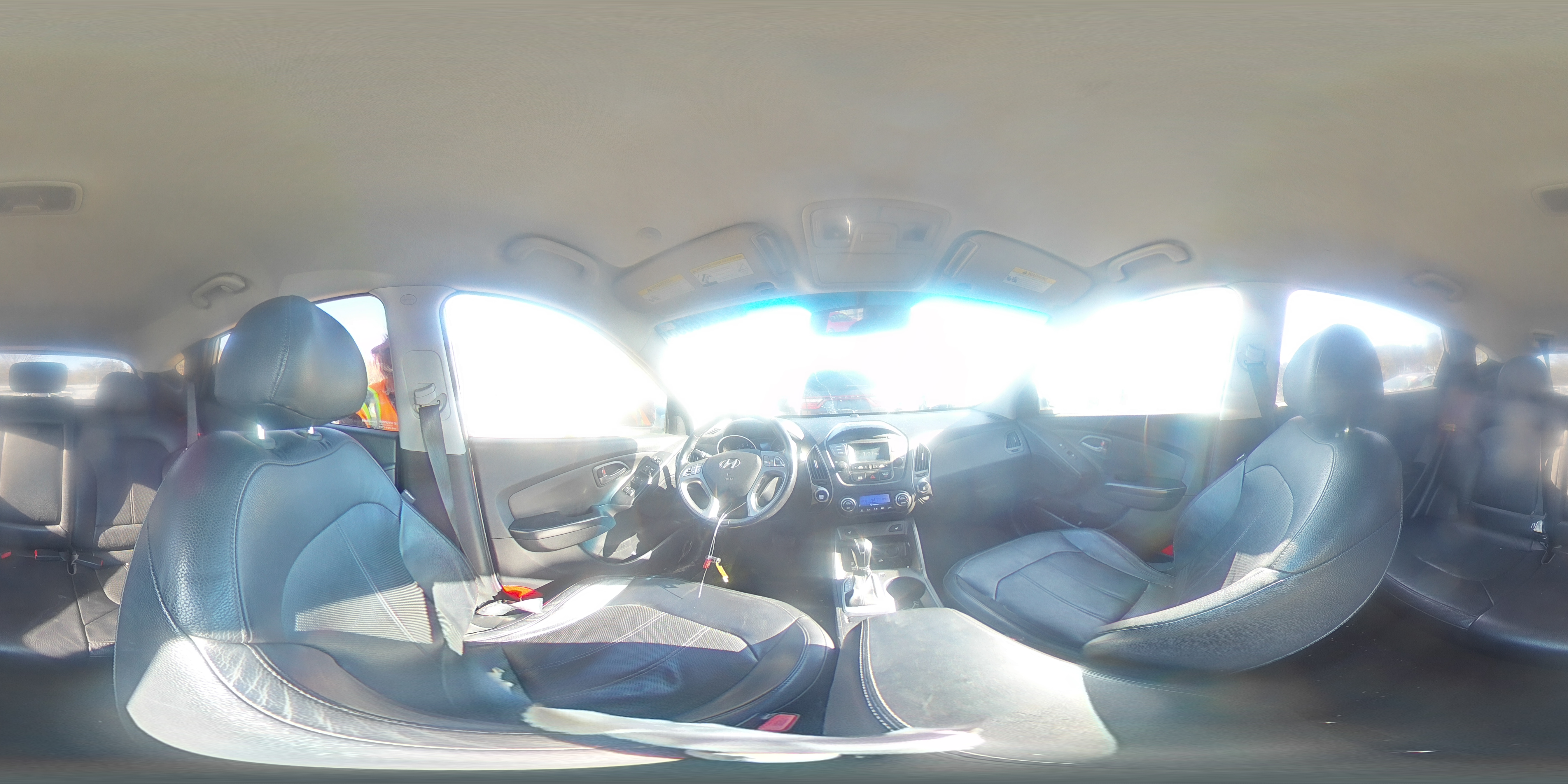 2014 Hyundai Tucson - Image 13