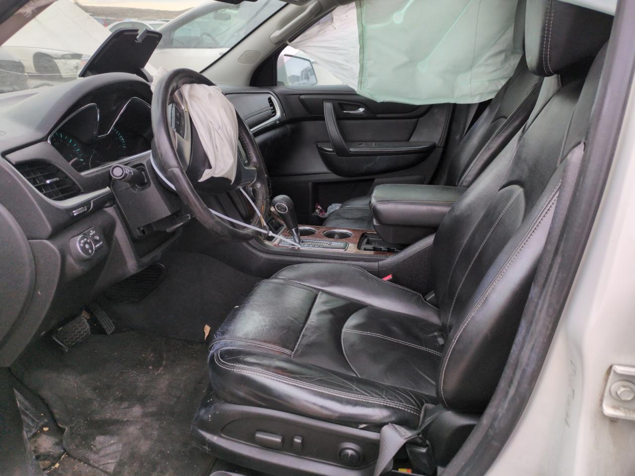 2013 Chevrolet Traverse - Image 7