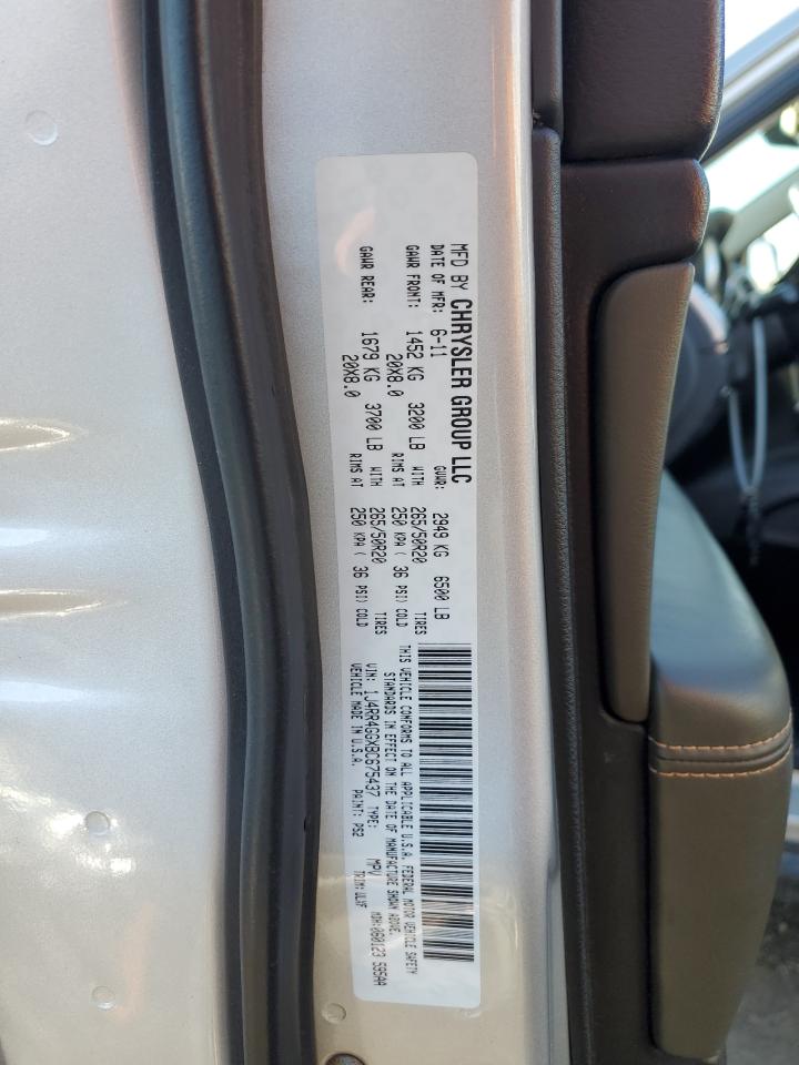 2011 Jeep Grand Cherokee - Image 12