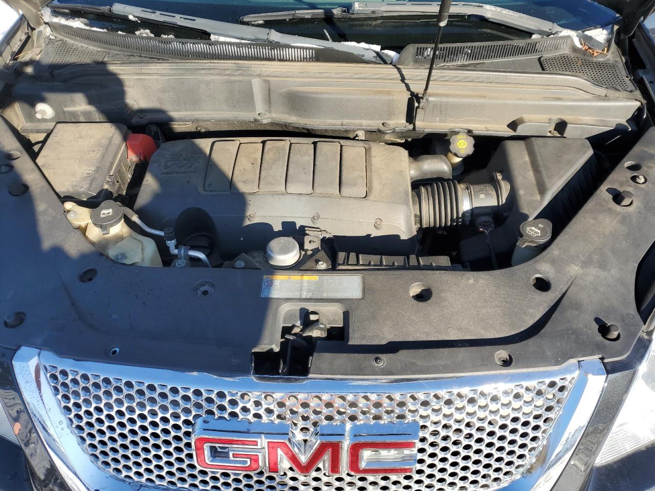2011 GMC Acadia - Image 12