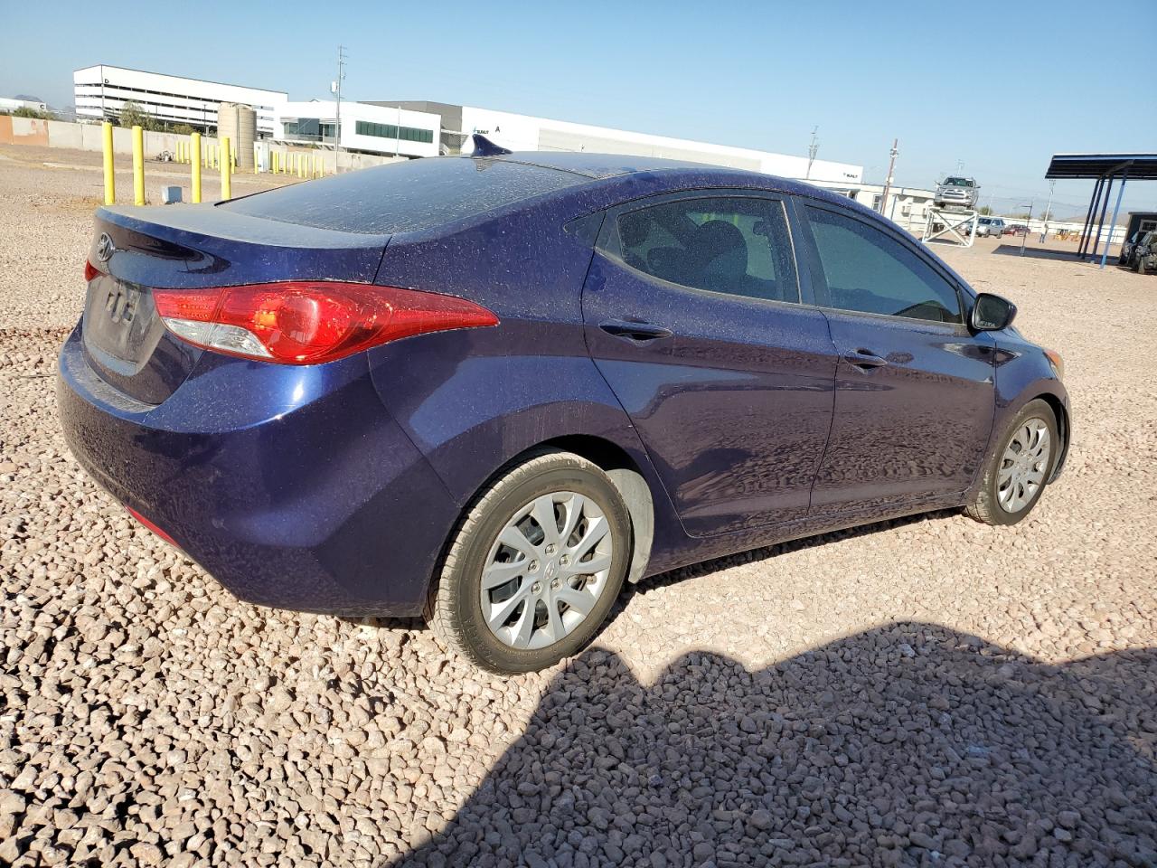 2011 Hyundai Elantra - Image 3