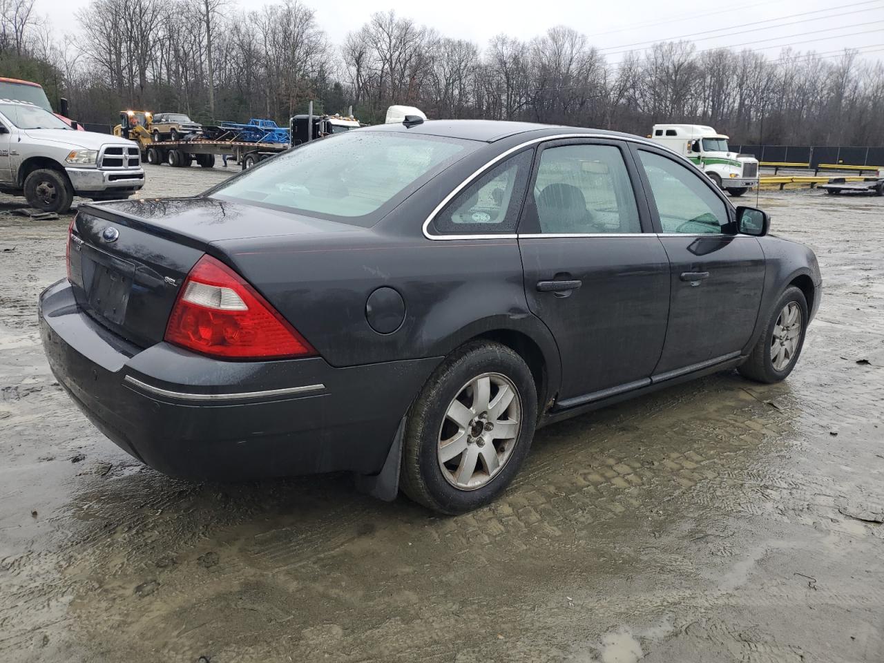 2007 Ford Five Hundred - Image 3